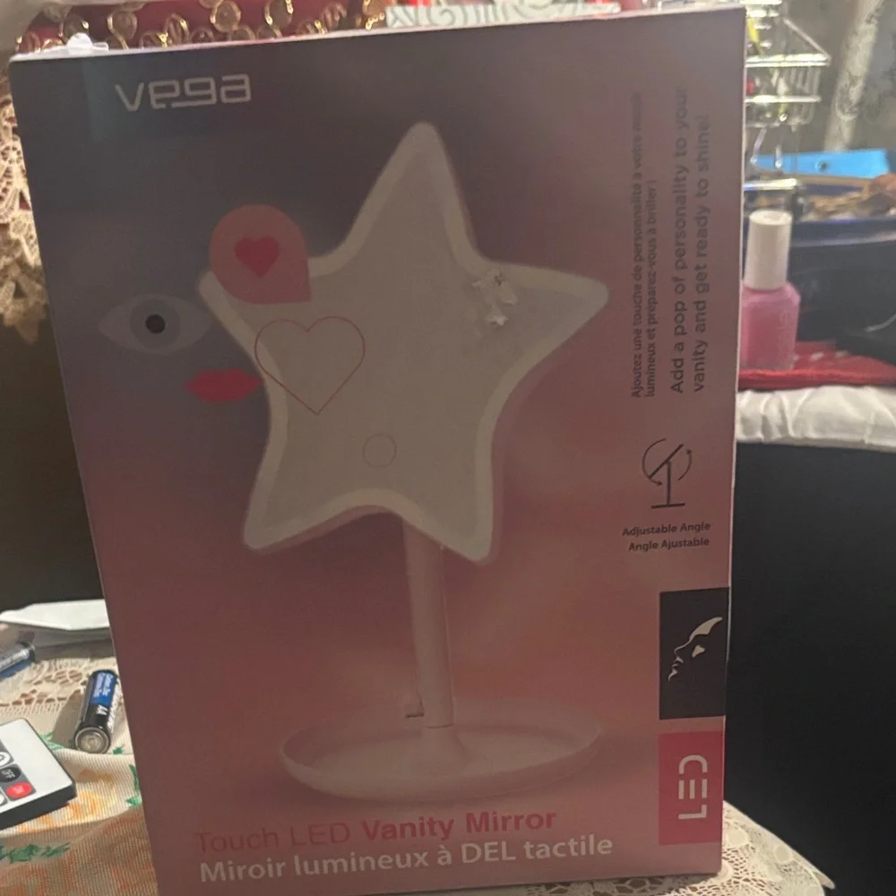 Star-Shaped LED Vanity Mirror - White